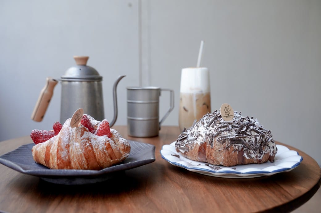 莉莉安烘焙專門店，台北老宅獨棟粉嫩色系甜點店，可頌超好吃，不限時隱藏在台北東區巷弄之中