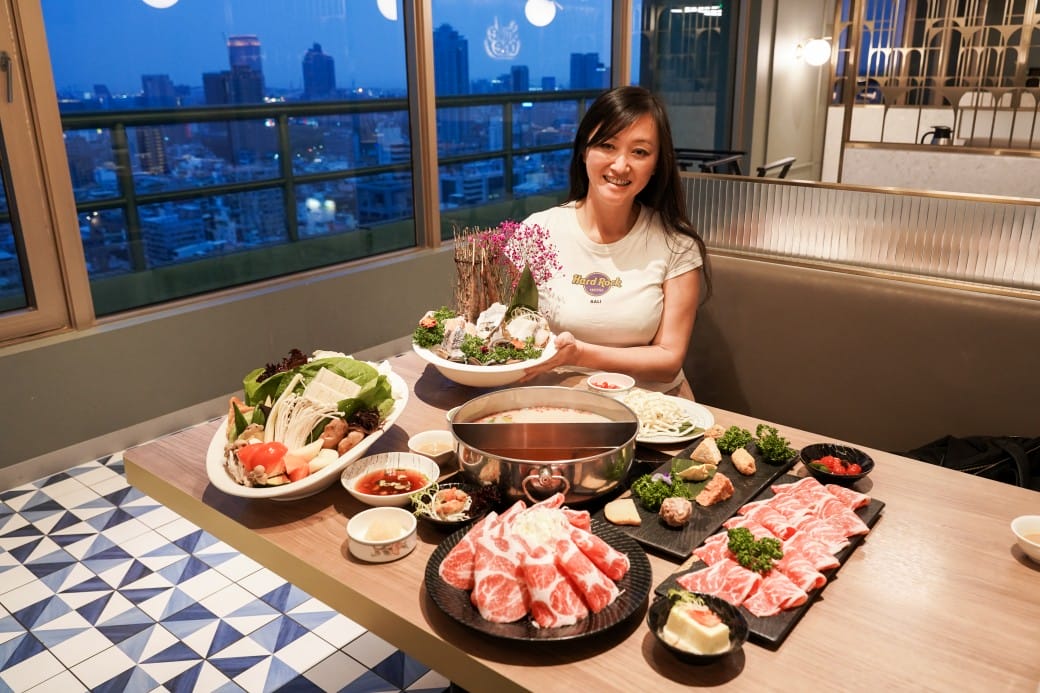 Smile One 精緻涮涮鍋，高雄福華大飯店30F ，高空美景約會首選，南台灣最美火鍋