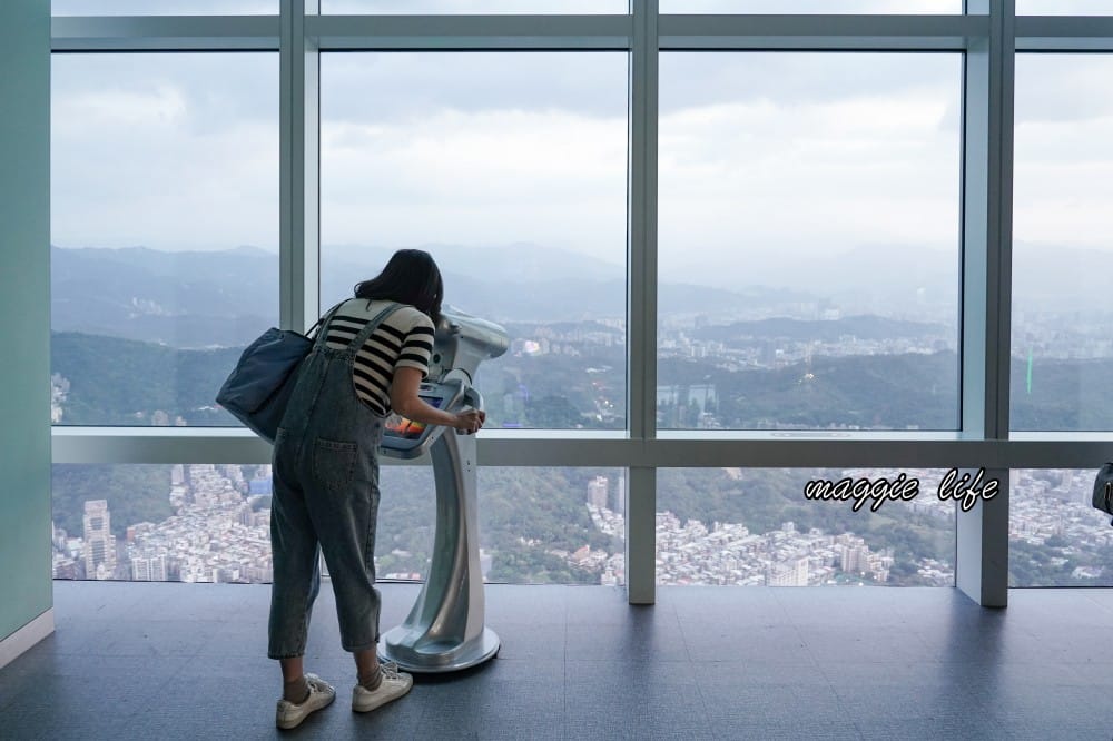 台北101觀景台，全台第一高樓必看重點，快速通關門票優惠，101樓神秘花園，愛麗絲夢遊仙境打卡點攻略