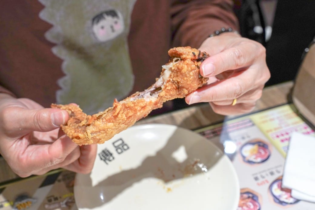 傳品牛排板橋店搬家啦｜280起吃到飽不加服務費每天都客滿，熱食補超快還不斷更新，板橋鄉民最愛