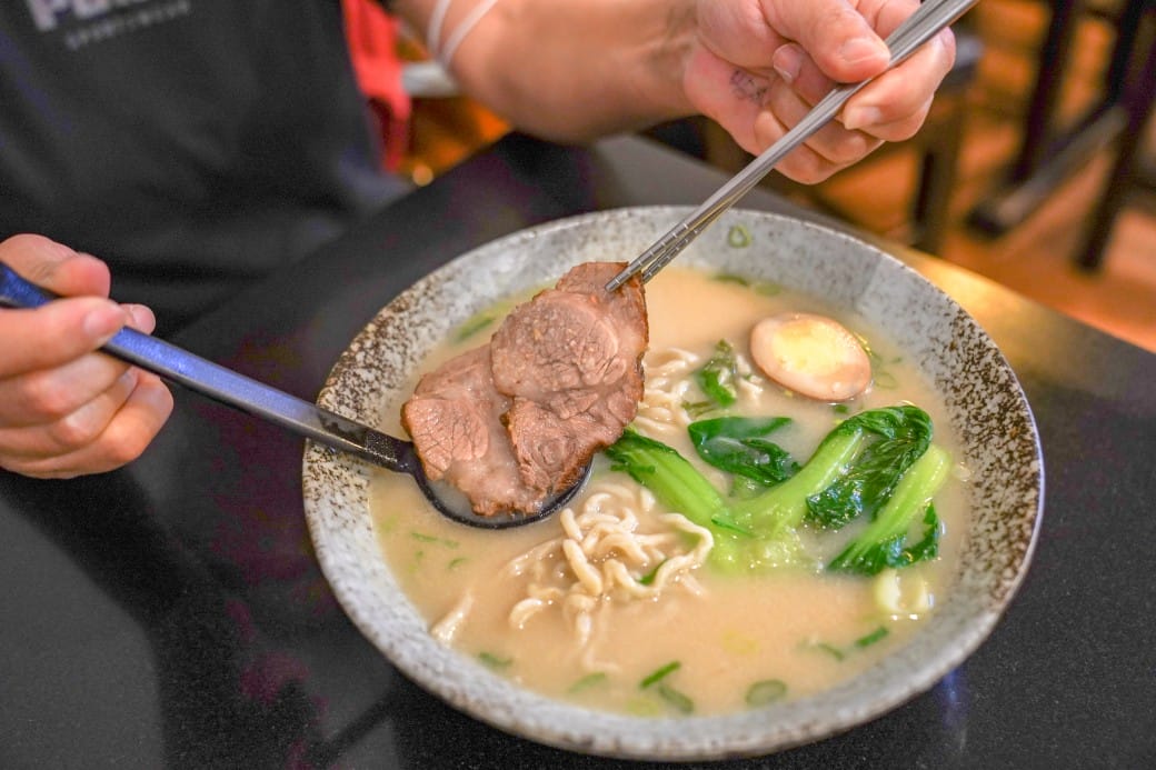 北投滿客屋拉麵，北投溫泉街大排長龍超人氣拉麵店，在地人只推薦這一家