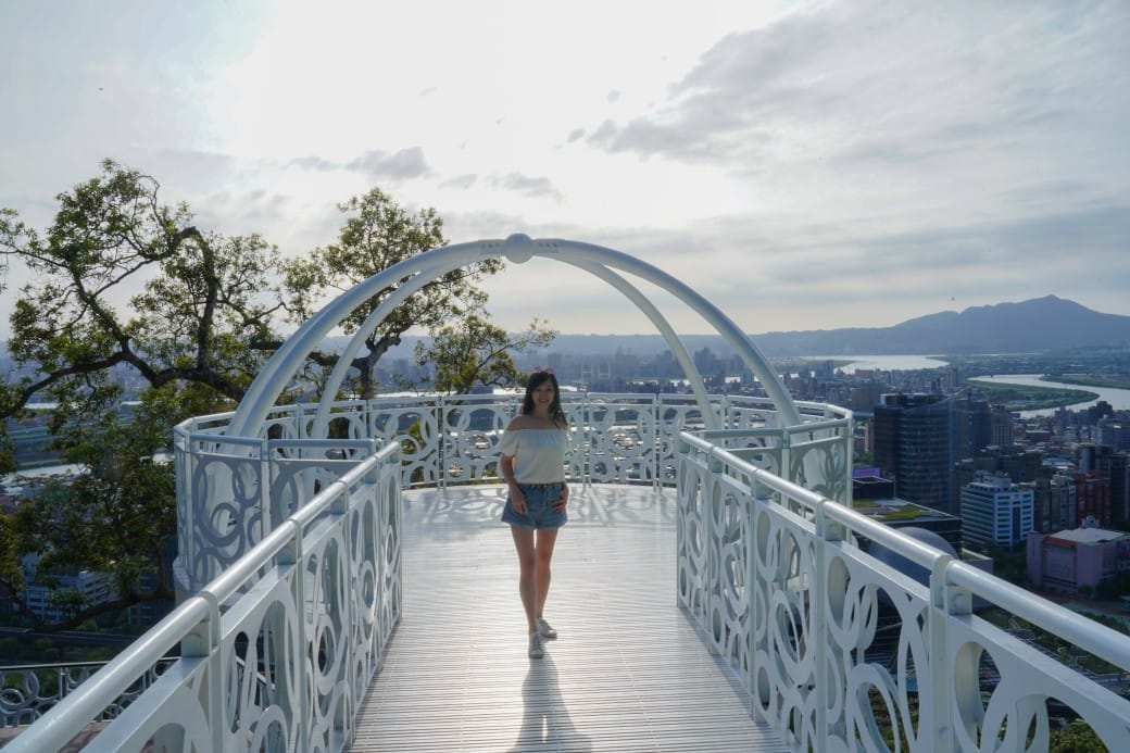 台北北眼平台，微風平台，劍潭山步道白色圓球360度景觀，台北約會新景點