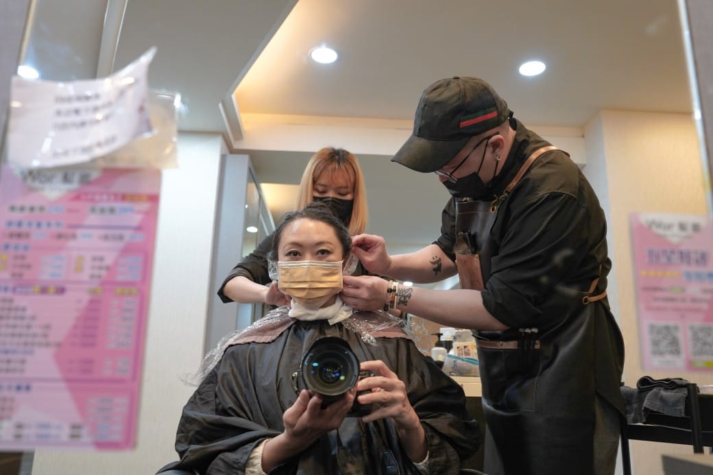 板橋染髮推薦|Wor hair 府中店女生不分長度染燙不用再加價超級划算的,燙髮護髮染髮推薦,剪髮只要250! - 第21張圖 板橋染髮推薦|Wor hair 府中店女生不分長度染燙不用再加價超級划算的,燙髮護髮染髮推薦,剪髮只要250!