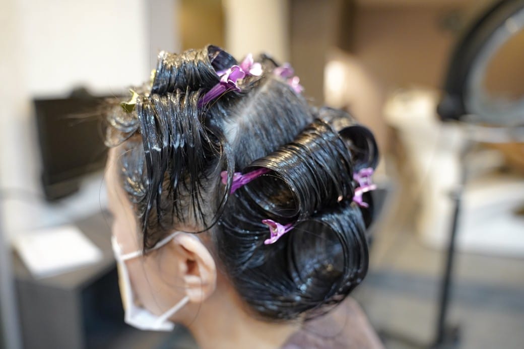 板橋染髮推薦｜Wor hair 府中店女生不分長度染燙不用再加價超級划算的，燙髮護髮染髮推薦，剪髮只要250！