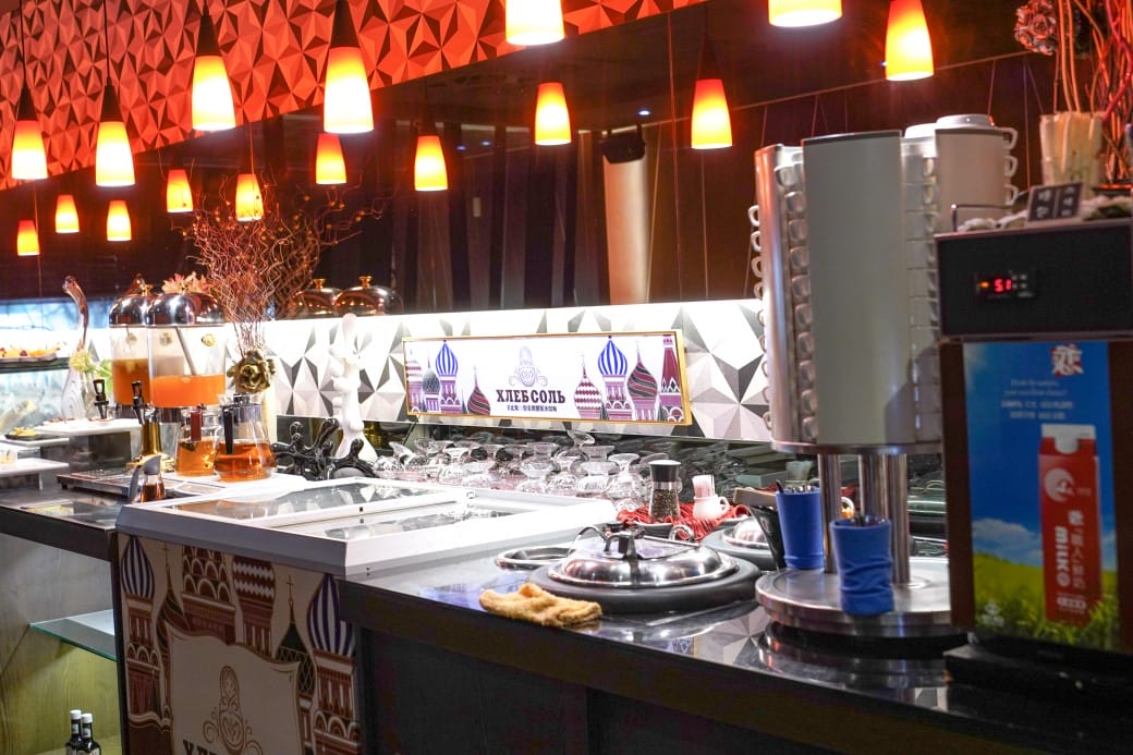 凱薩西餐牛排|一週只開三天隱藏在二樓的牛排館,還有熱食沙拉冰淇淋吃到飽,外加飲料無限暢飲! - 第20張圖 凱薩西餐牛排|一週只開三天隱藏在二樓的牛排館,還有熱食沙拉冰淇淋吃到飽,外加飲料無限暢飲!