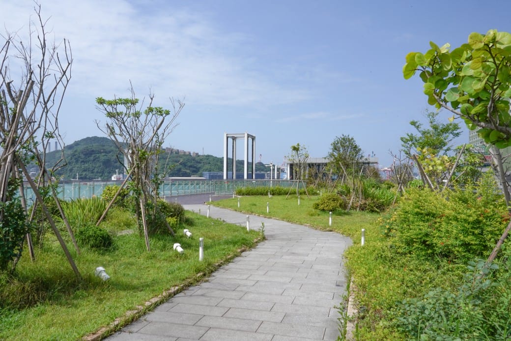 麗都蝶客花園|基隆東岸旅客中心,AR鯨鯊共游拍照打卡,基隆最美觀海平台 - 第17張圖 麗都蝶客花園|基隆東岸旅客中心,AR鯨鯊共游拍照打卡,基隆最美觀海平台