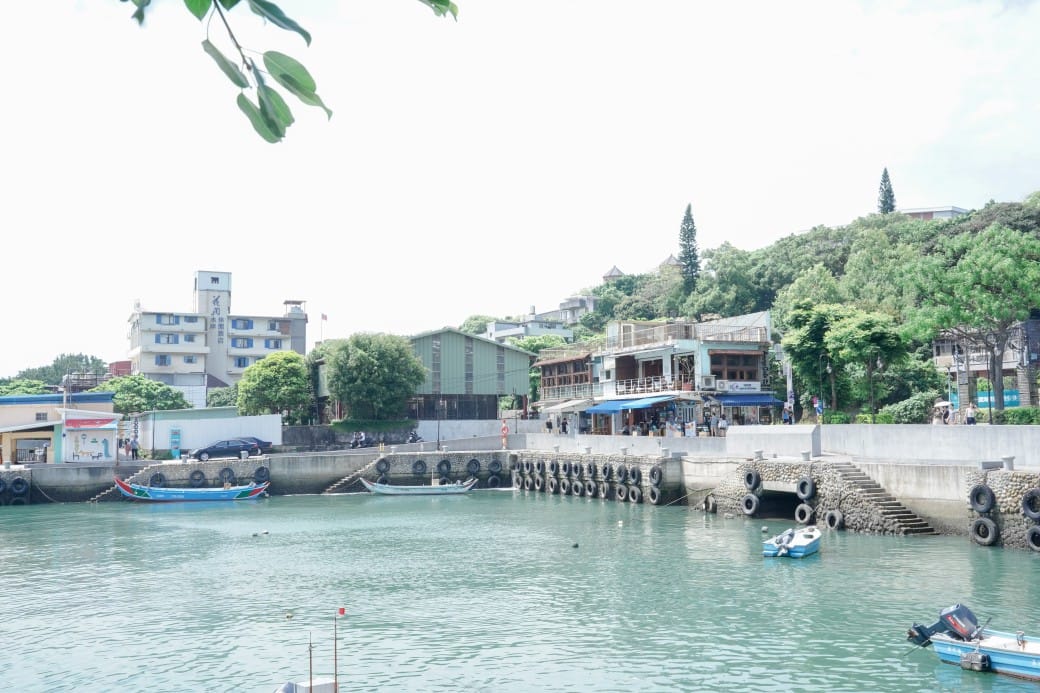 安克黑咖啡 Ancre café｜淡水河畔景觀咖啡廳，還可以看絕美夕陽，淡水約會景點