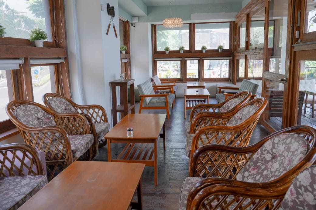 安克黑咖啡 Ancre café｜淡水河畔景觀咖啡廳，還可以看絕美夕陽，淡水約會景點