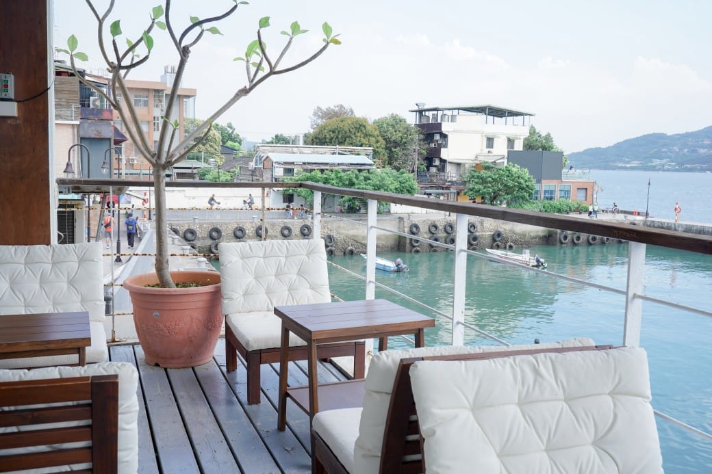 安克黑咖啡 Ancre café｜淡水河畔景觀咖啡廳，還可以看絕美夕陽，淡水約會景點