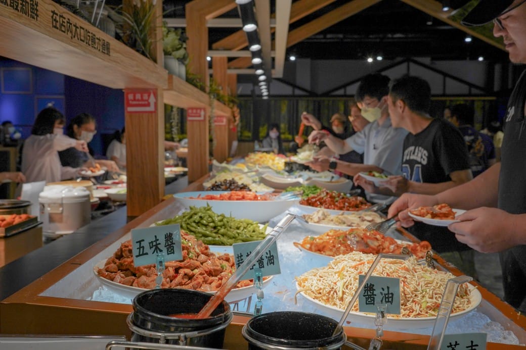 我家牛排中和店，新北吃到飽百樣沙拉吧吃到飽只要360起