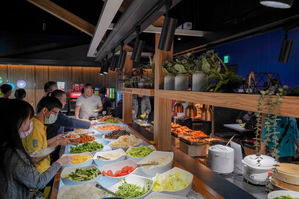 我家牛排中和店，新北吃到飽百樣沙拉吧吃到飽只要360起