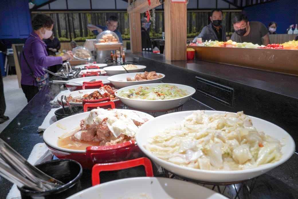 我家牛排中和店，新北吃到飽百樣沙拉吧吃到飽只要360起