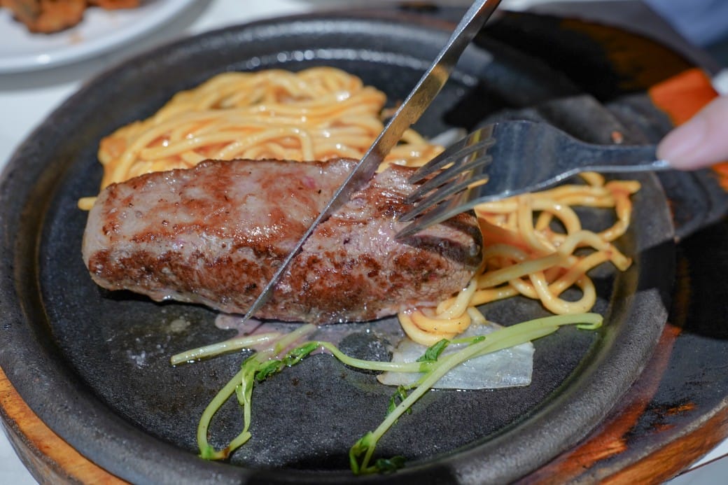 我家牛排中和店，新北吃到飽百樣沙拉吧吃到飽只要360起