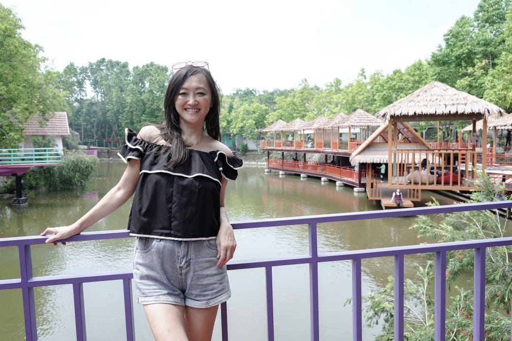 近水樓台湖畔森林咖啡，雲林斗六最新景觀咖啡廳，南洋風秒飛泰國清邁，門票交通菜單