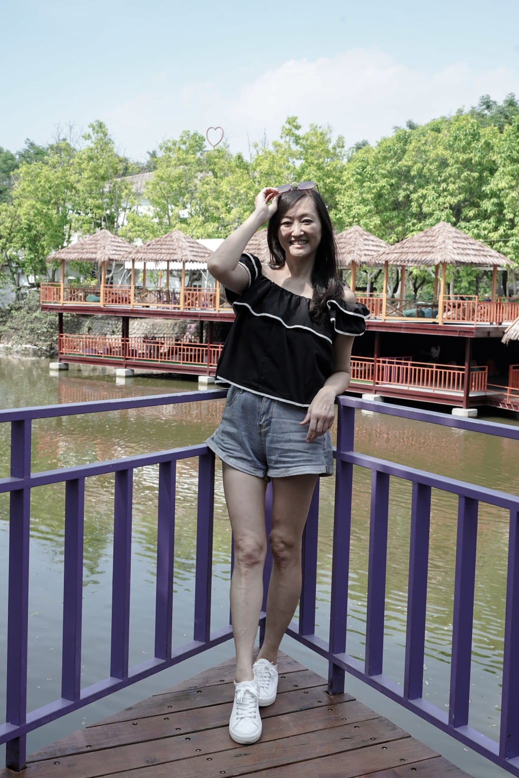 近水樓台湖畔森林咖啡，雲林斗六最新景觀咖啡廳，南洋風秒飛泰國清邁，門票交通菜單