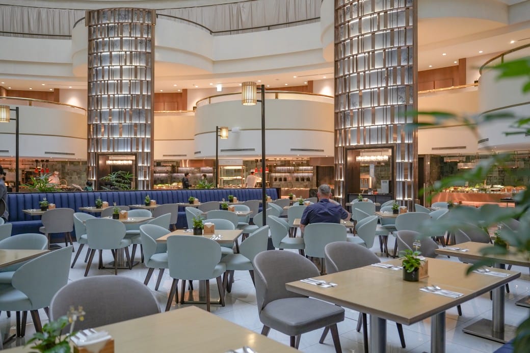 茹曦酒店SUNNY BUFFET自助早餐吃到飽，直接爽吃3.5小時，中式，日式，西式，現煎歐姆蛋通通都有！