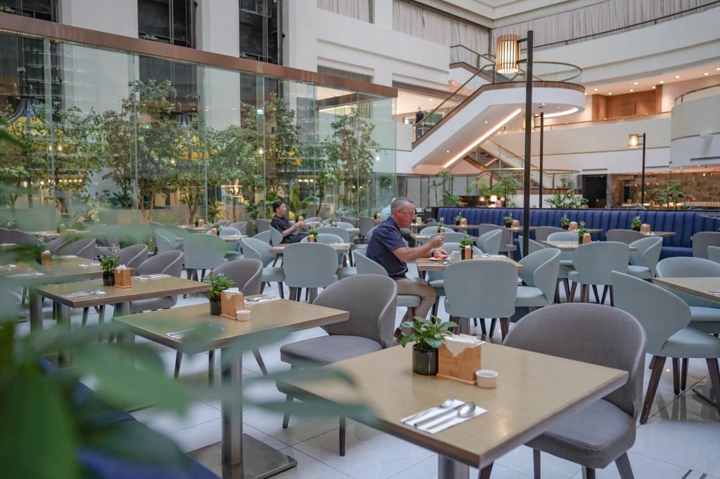 茹曦酒店SUNNY BUFFET自助早餐吃到飽，直接爽吃3.5小時，中式，日式，西式，現煎歐姆蛋通通都有！