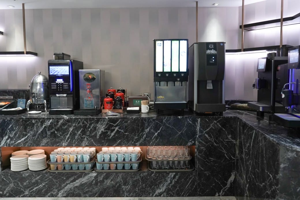 茹曦酒店SUNNY BUFFET自助餐吃到飽，千元台北飯店吃到飽，生日當月四人同行一人免費