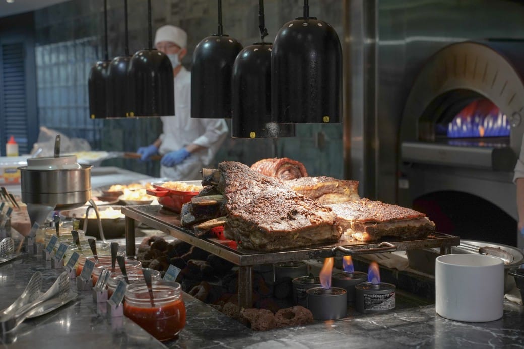 茹曦酒店SUNNY BUFFET自助餐吃到飽，千元台北飯店吃到飽，生日當月四人同行一人免費