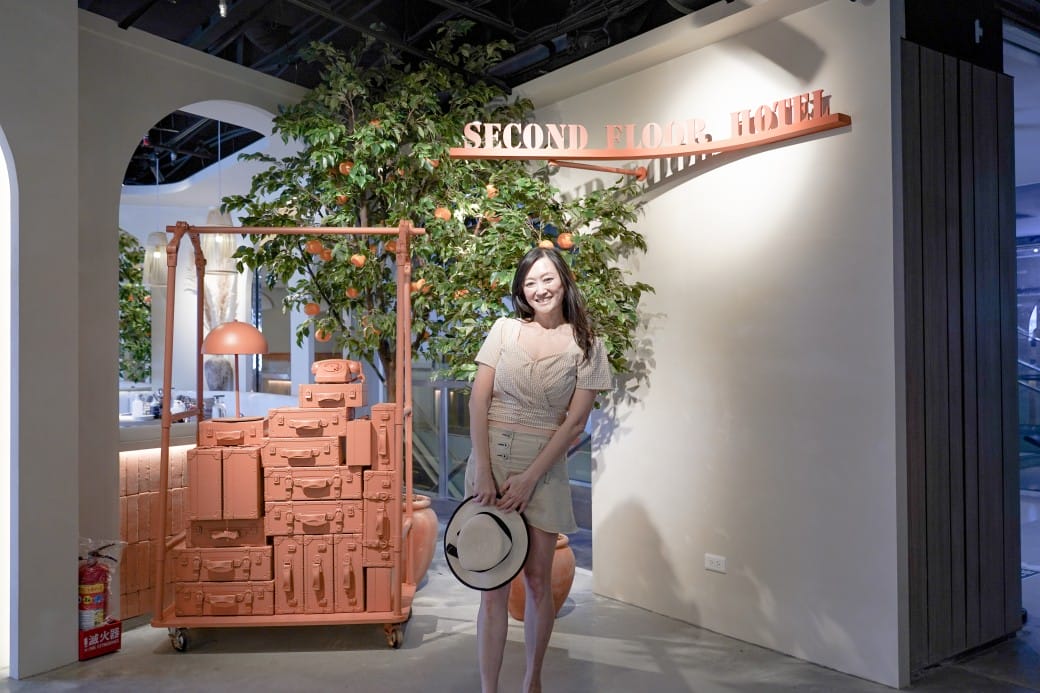 淡水美食｜貳樓淡水店，異國度假飯店氛圍，戶外大露台欣賞絕美夕陽海景，淡水最美一日遊約會景觀餐廳！