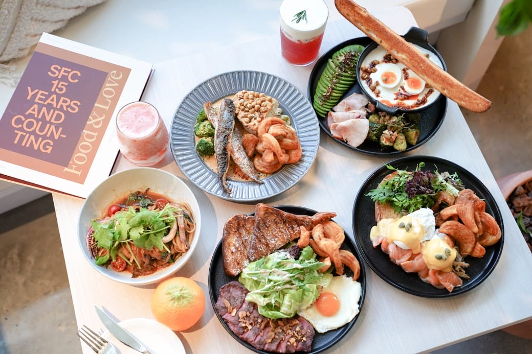 淡水美食｜貳樓淡水店，異國度假飯店氛圍，戶外大露台欣賞絕美夕陽海景，淡水最美一日遊約會景觀餐廳！