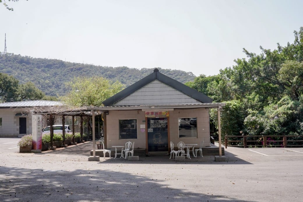 北投秘境，三軍總醫院北投分院也有免費溫泉泡腳池！