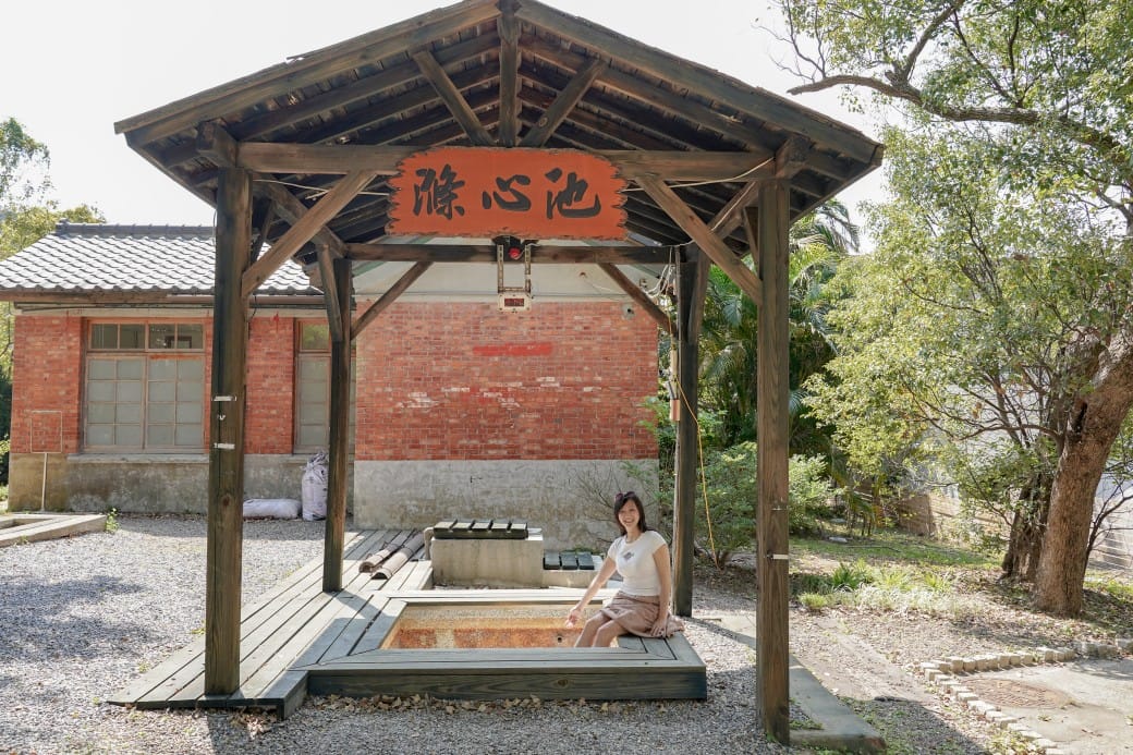 北投秘境，三軍總醫院北投分院也有免費溫泉泡腳池！