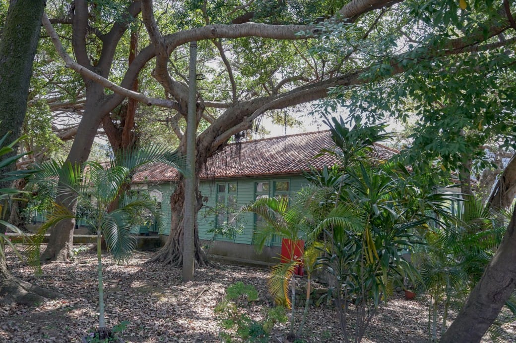 北投秘境，三軍總醫院北投分院也有免費溫泉泡腳池！