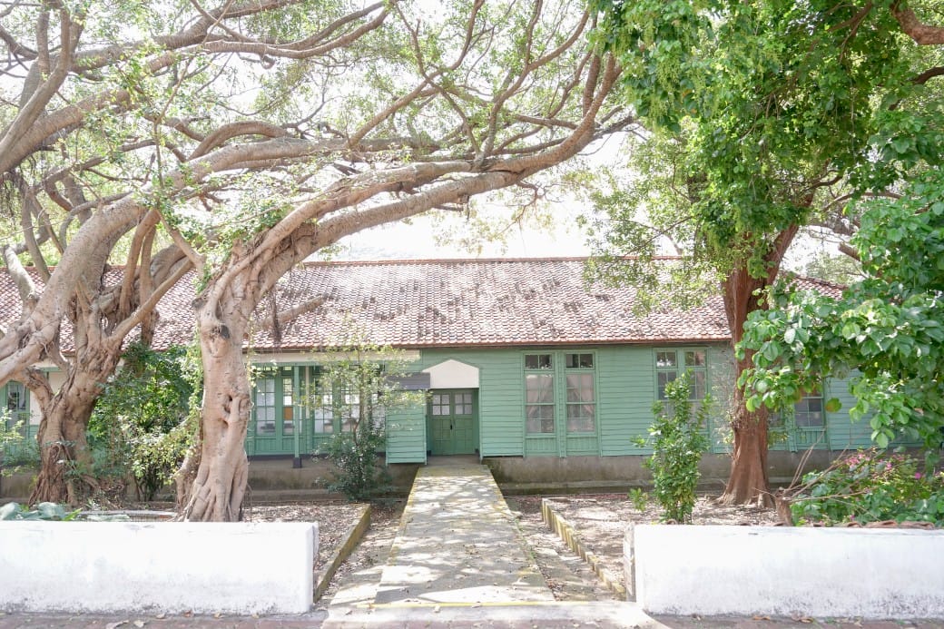 北投秘境，三軍總醫院北投分院也有免費溫泉泡腳池！