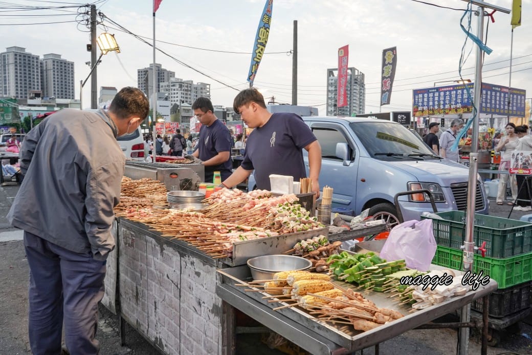 武聖夜市|台南必逛夜市,週三週六吃美食,推薦熱門必吃小吃 - 第20張圖 武聖夜市|台南必逛夜市,週三週六吃美食,推薦熱門必吃小吃