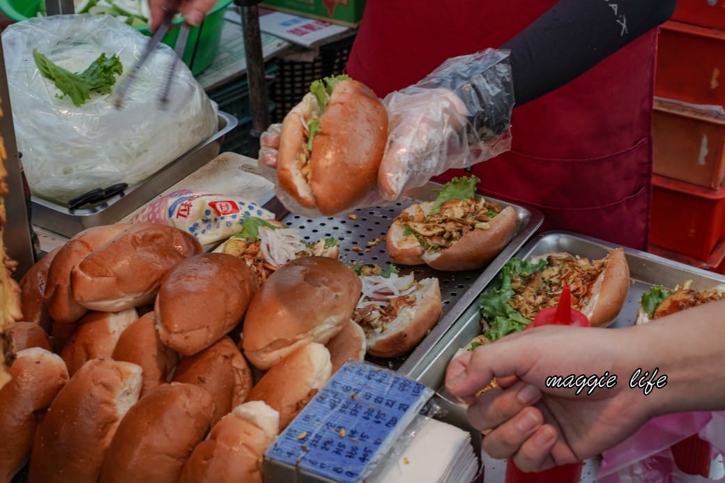 武聖夜市|台南必逛夜市,週三週六吃美食,推薦熱門必吃小吃 - 第11張圖 武聖夜市|台南必逛夜市,週三週六吃美食,推薦熱門必吃小吃