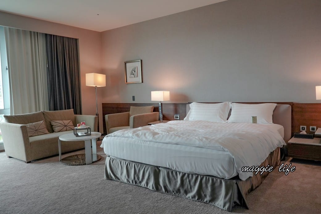 台南住宿臺邦商旅住宿開箱｜一泊一食還有下午茶甜點吃到飽喝到飽，異國風空中花園，早餐自助餐超級豐富的，房間大CP值高！