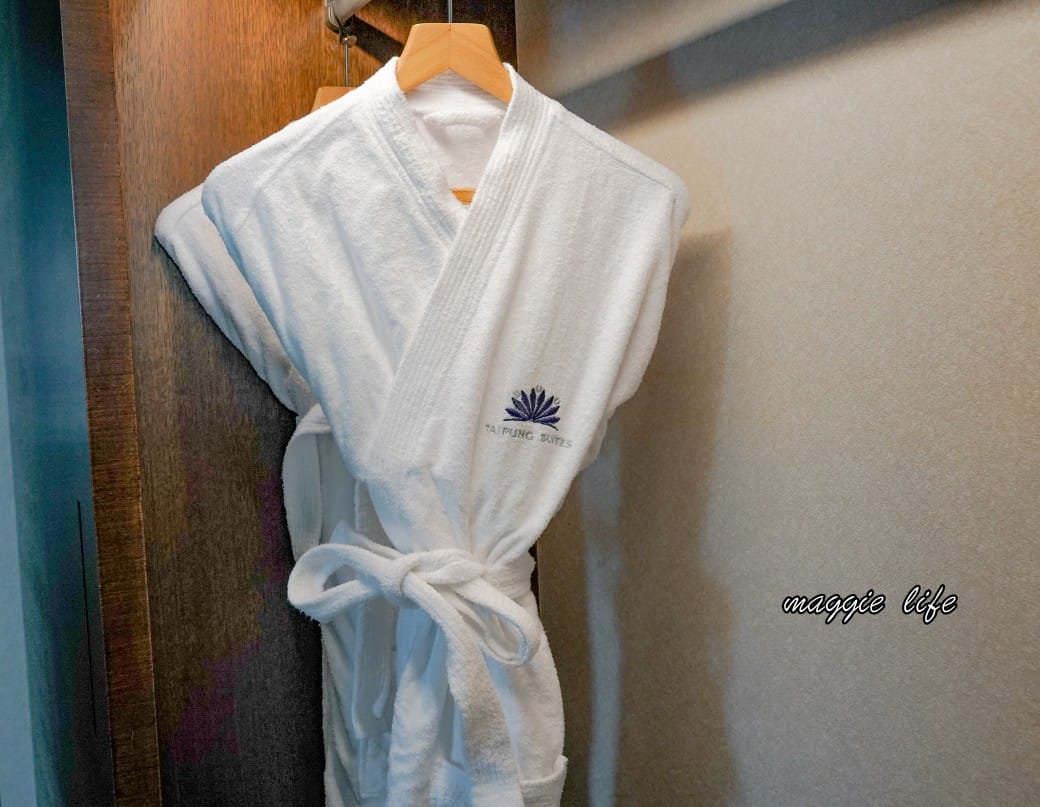 台南住宿臺邦商旅住宿開箱｜一泊一食還有下午茶甜點吃到飽喝到飽，異國風空中花園，早餐自助餐超級豐富的，房間大CP值高！