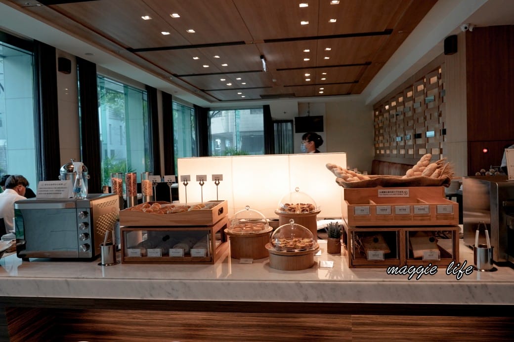 台南臺邦商旅帕莎西餐廳異國早午餐吃到飽，真的很超值