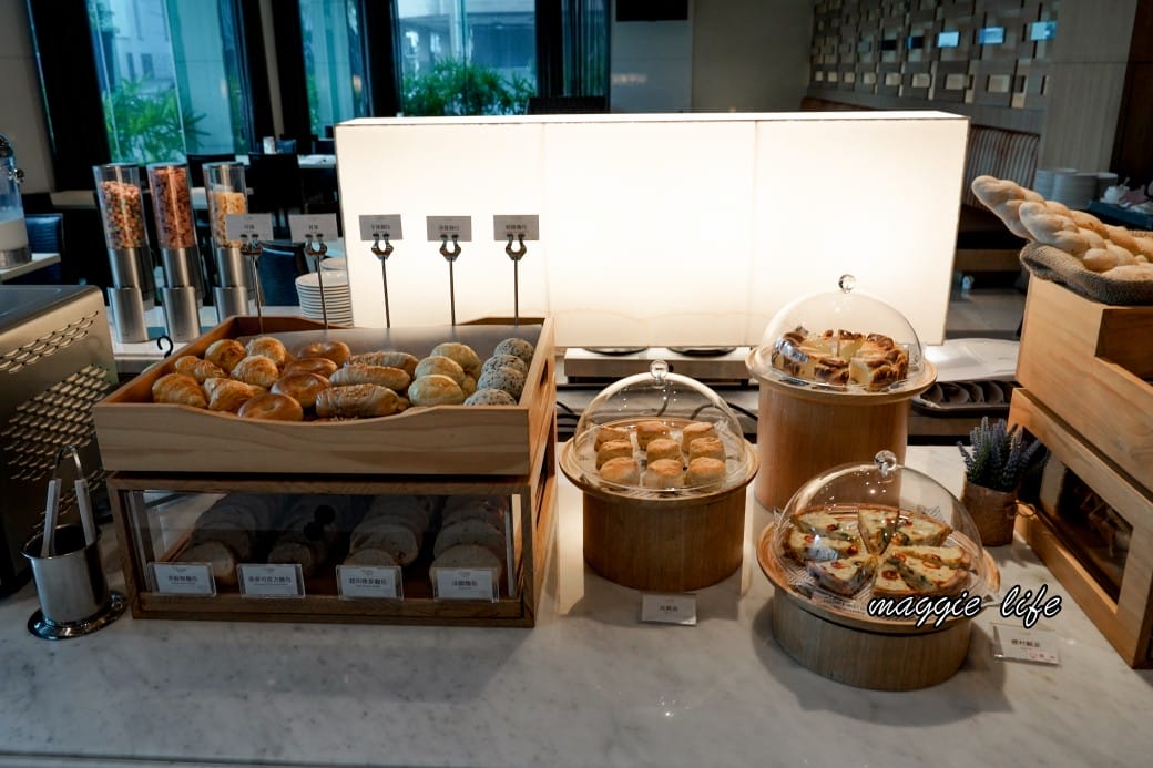 台南臺邦商旅帕莎西餐廳異國早午餐吃到飽，真的很超值