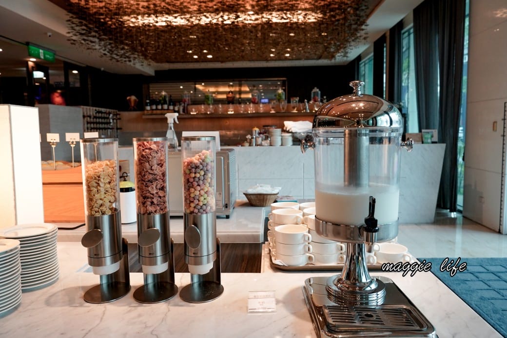 台南臺邦商旅帕莎西餐廳異國早午餐吃到飽，真的很超值