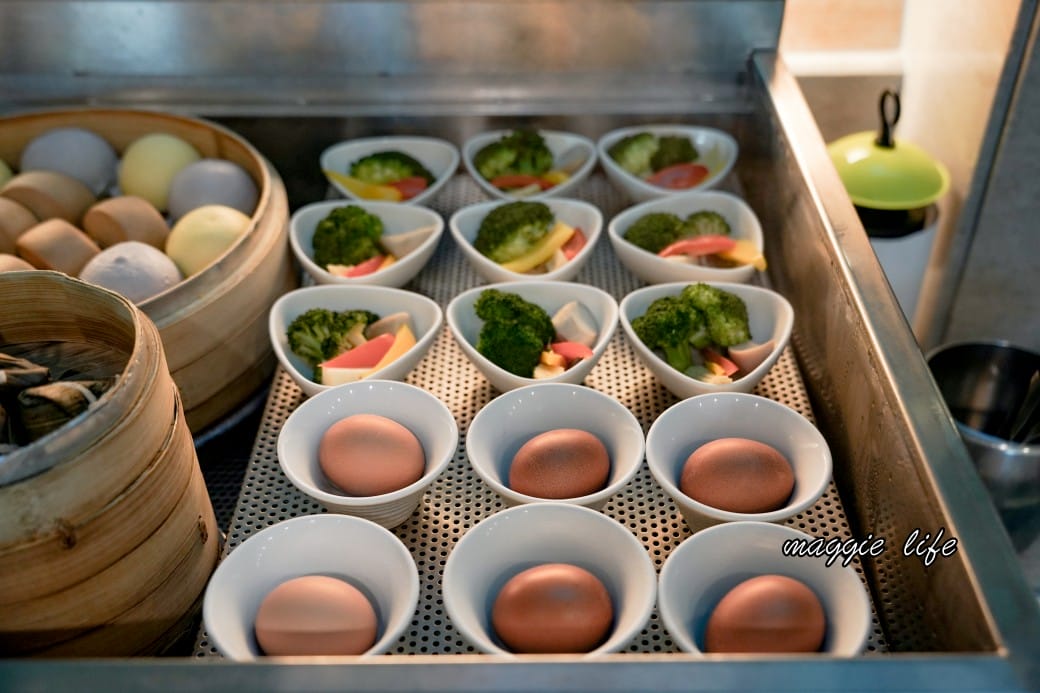 台南臺邦商旅帕莎西餐廳異國早午餐吃到飽，真的很超值