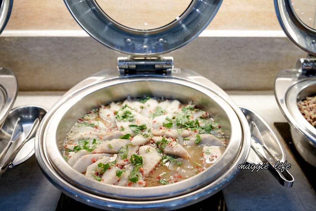 台南臺邦商旅帕莎西餐廳異國早午餐吃到飽，真的很超值