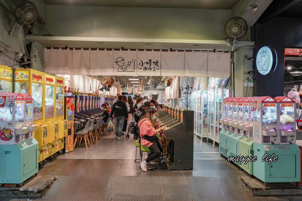 士林夜市必吃美食必逛店家必玩按摩推薦！台北士林一日遊！