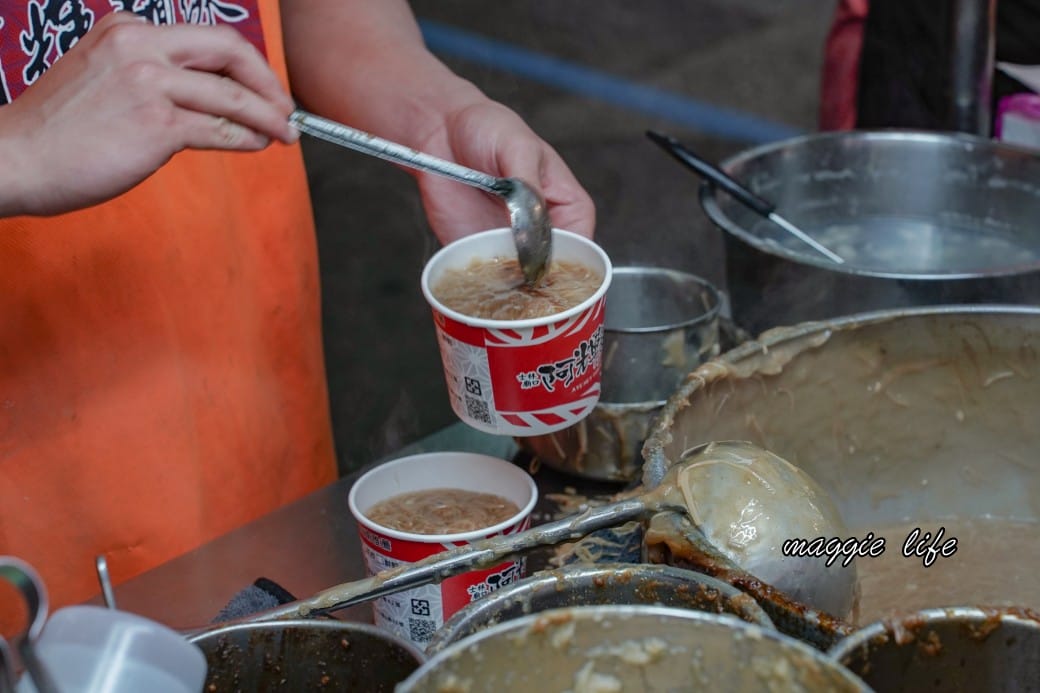 士林夜市必吃美食必逛店家必玩按摩推薦！台北士林一日遊！