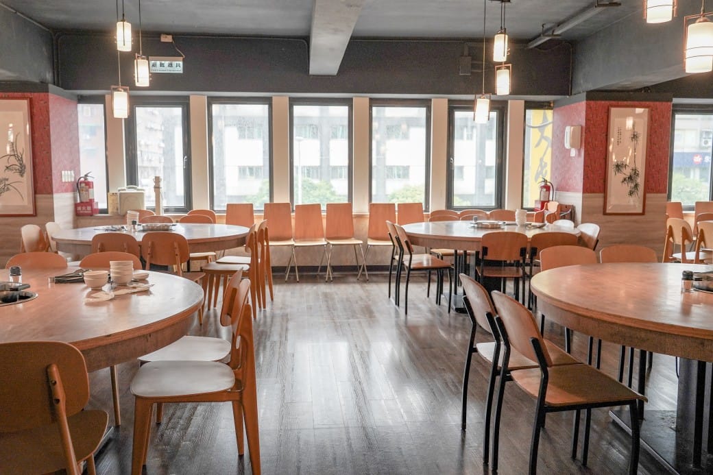 大戈壁蒙古烤肉吃到飽$499蒙古烤肉吃到飽加火鍋吃到飽，超過50種食材，還有珍珠奶茶，台北吃到飽推薦，南京松江美食