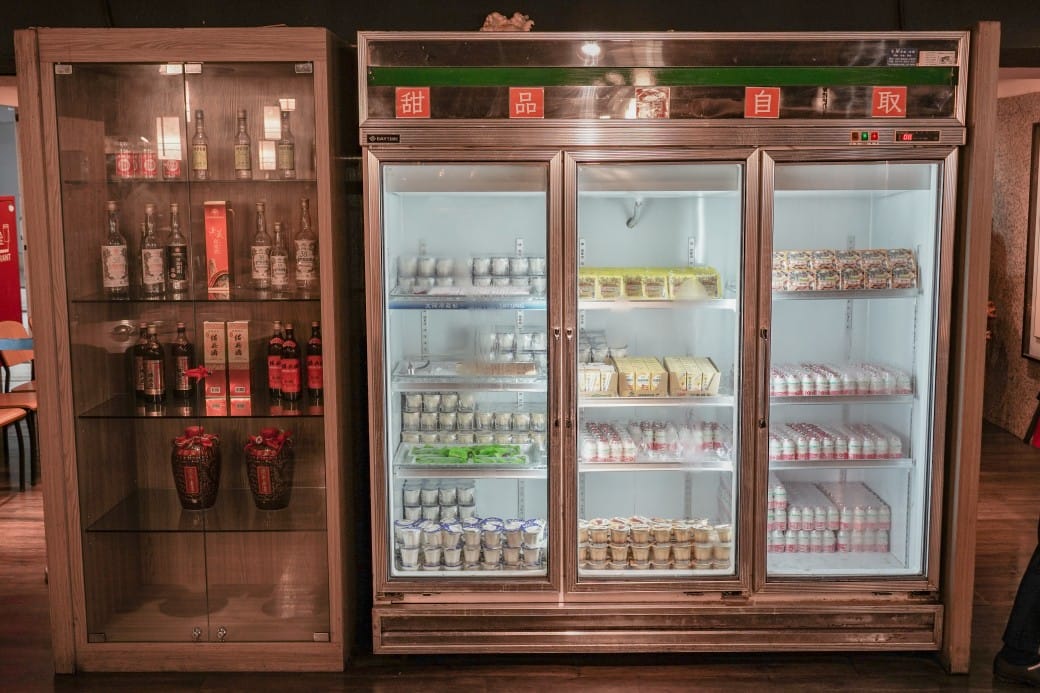 大戈壁蒙古烤肉吃到飽$499蒙古烤肉吃到飽加火鍋吃到飽，超過50種食材，還有珍珠奶茶，台北吃到飽推薦，南京松江美食