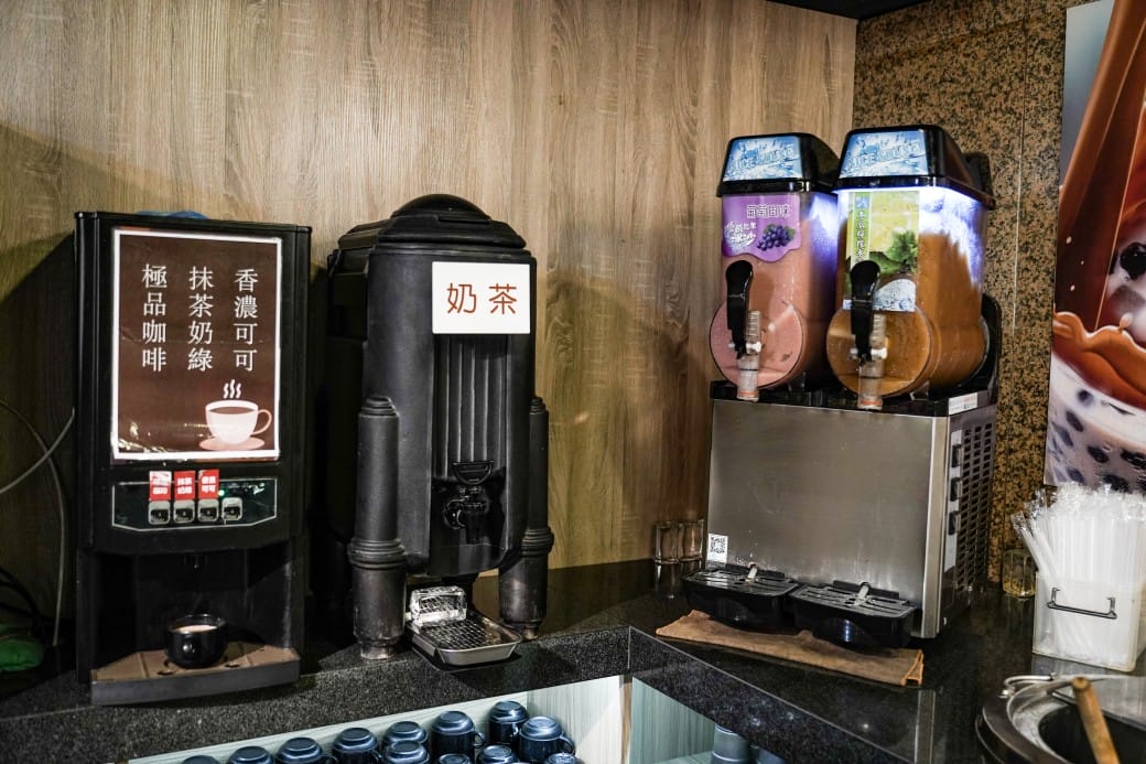 大戈壁蒙古烤肉吃到飽$499蒙古烤肉吃到飽加火鍋吃到飽,超過50種食材,還有珍珠奶茶,台北吃到飽推薦,南京松江美食 - 第67張圖 大戈壁蒙古烤肉吃到飽$499蒙古烤肉吃到飽加火鍋吃到飽,超過50種食材,還有珍珠奶茶,台北吃到飽推薦,南京松江美食