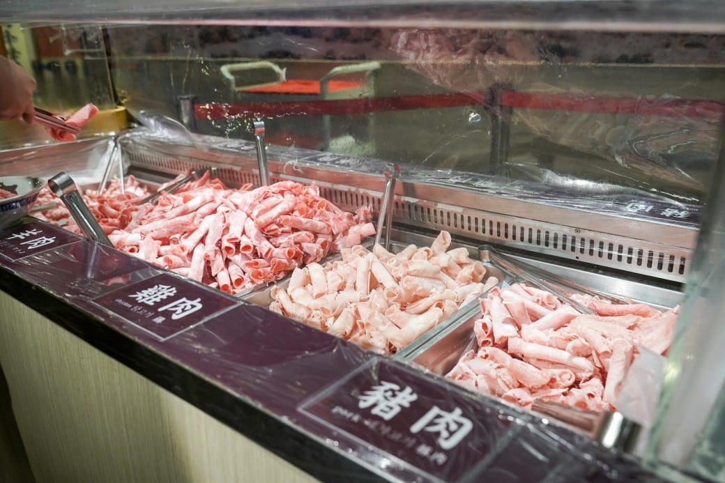 大戈壁蒙古烤肉吃到飽$499蒙古烤肉吃到飽加火鍋吃到飽,超過50種食材,還有珍珠奶茶,台北吃到飽推薦,南京松江美食 - 第15張圖 大戈壁蒙古烤肉吃到飽$499蒙古烤肉吃到飽加火鍋吃到飽,超過50種食材,還有珍珠奶茶,台北吃到飽推薦,南京松江美食