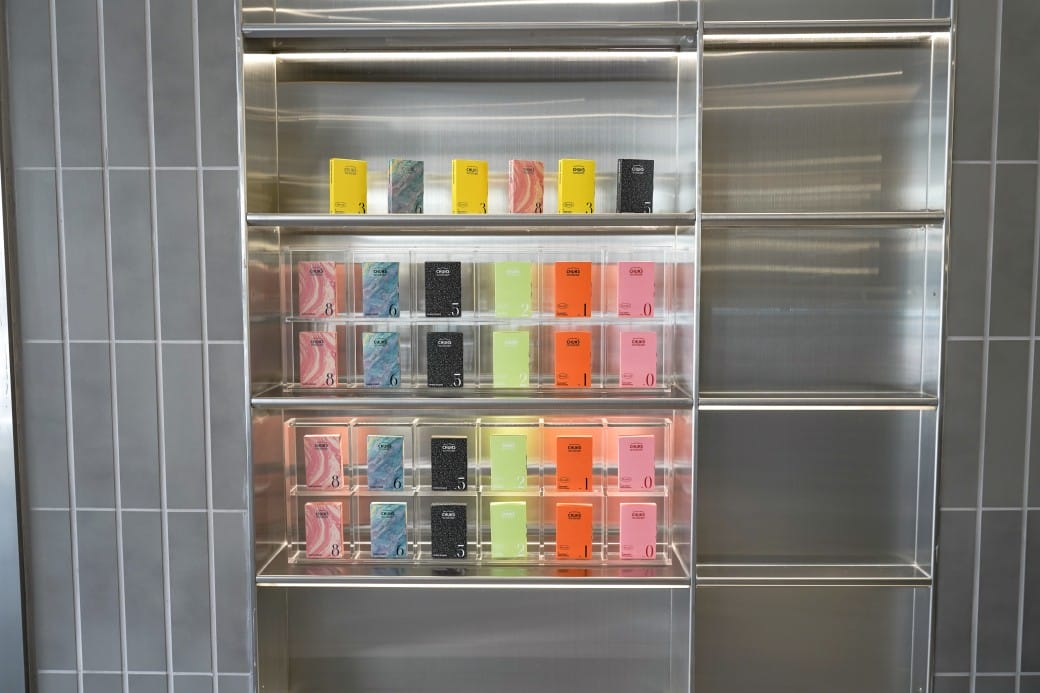 春山相館CHUN3 |證件照專門店進駐台北中山區,髮型彩妝服裝一次搞定,當天就可以快速取件,護照|身分證照|肖像照通通都有 - 第40張圖 春山相館CHUN3 |證件照專門店進駐台北中山區,髮型彩妝服裝一次搞定,當天就可以快速取件,護照|身分證照|肖像照通通都有