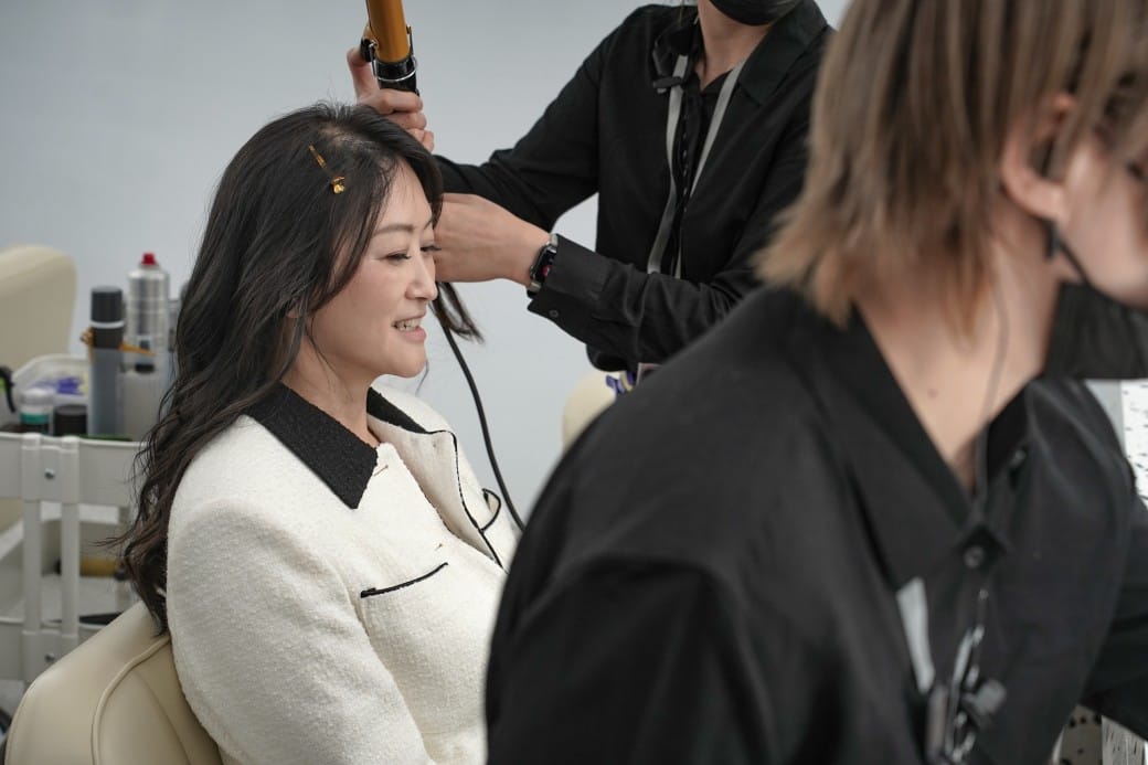 春山相館CHUN3 ｜證件照專門店進駐台北中山區，髮型彩妝服裝一次搞定，當天就可以快速取件，護照｜身分證照｜肖像照通通都有