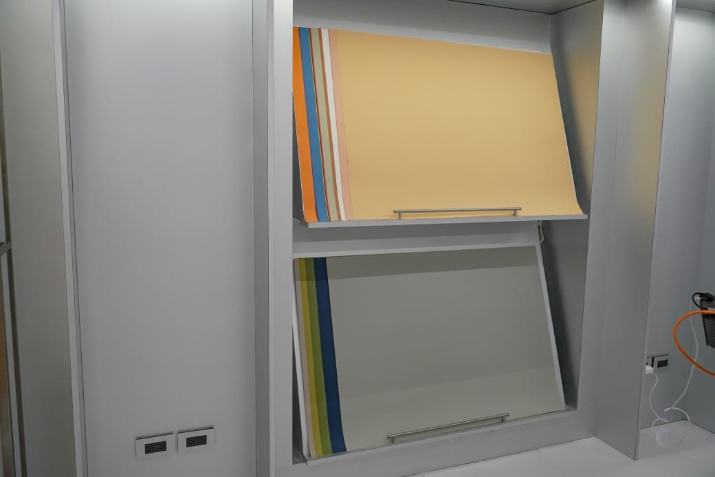 春山相館CHUN3 |證件照專門店進駐台北中山區,髮型彩妝服裝一次搞定,當天就可以快速取件,護照|身分證照|肖像照通通都有 - 第27張圖 春山相館CHUN3 |證件照專門店進駐台北中山區,髮型彩妝服裝一次搞定,當天就可以快速取件,護照|身分證照|肖像照通通都有