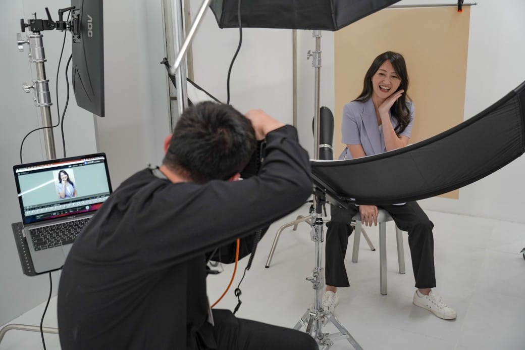 春山相館CHUN3 |證件照專門店進駐台北中山區,髮型彩妝服裝一次搞定,當天就可以快速取件,護照|身分證照|肖像照通通都有 - 第44張圖 春山相館CHUN3 |證件照專門店進駐台北中山區,髮型彩妝服裝一次搞定,當天就可以快速取件,護照|身分證照|肖像照通通都有