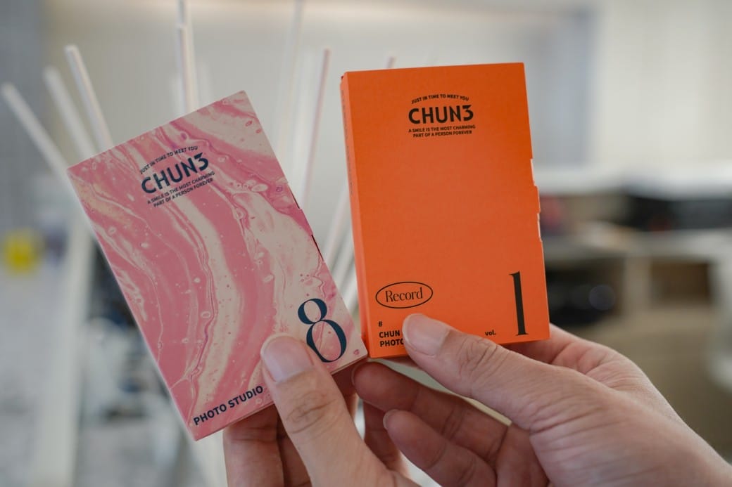 春山相館CHUN3 |證件照專門店進駐台北中山區,髮型彩妝服裝一次搞定,當天就可以快速取件,護照|身分證照|肖像照通通都有 - 第41張圖 春山相館CHUN3 |證件照專門店進駐台北中山區,髮型彩妝服裝一次搞定,當天就可以快速取件,護照|身分證照|肖像照通通都有