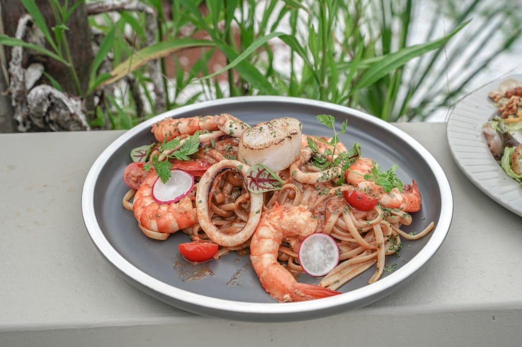 貓禾景觀咖啡｜桃園乳姑山夜景餐廳，貓禾咖啡山上的玻璃泡泡屋景觀咖啡廳， 180度景觀遠眺101，百萬夜景超迷人，約會景點